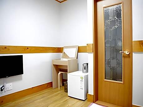 Korean style Ondol Double Room