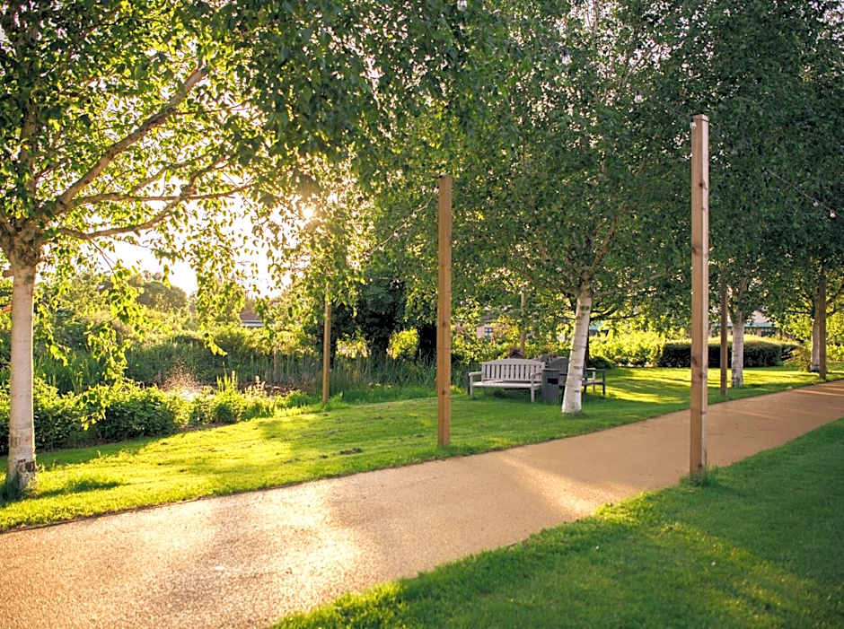 Drift Inn formerly the Waterfront Hotel