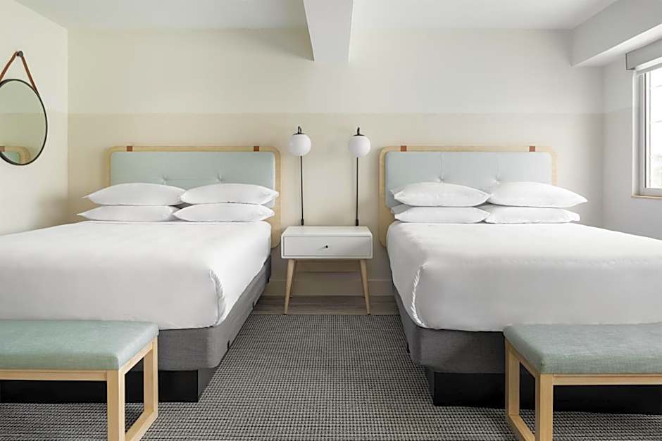 Hampton by Hilton Grand Cayman Seven Mile Beach