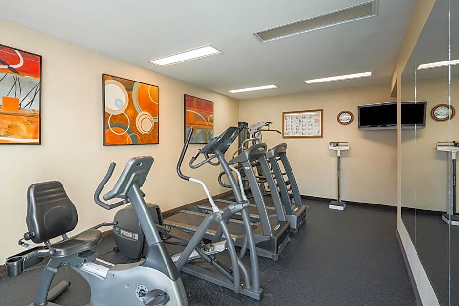 Holiday Inn Express & Suites Santa Clara - Silicon Valley By IHG