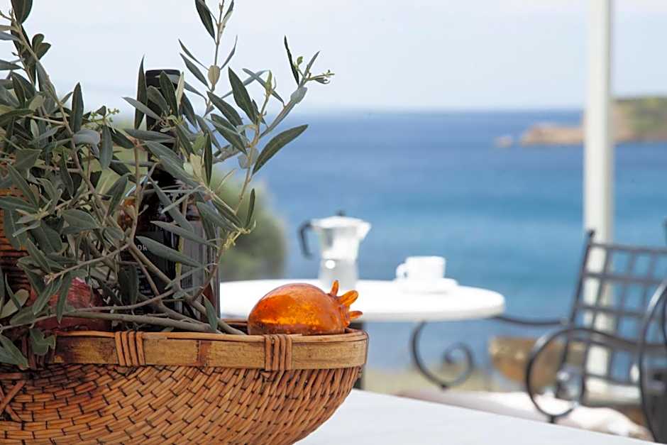 Poseidon Apartments and Villas by the Sea