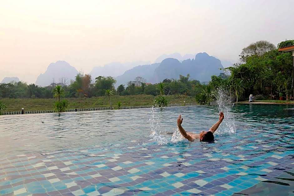 Lisha Grand Hotel