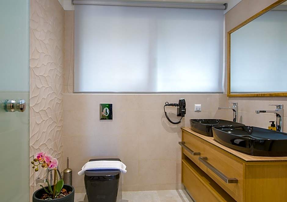 Lilium Luxury Suites