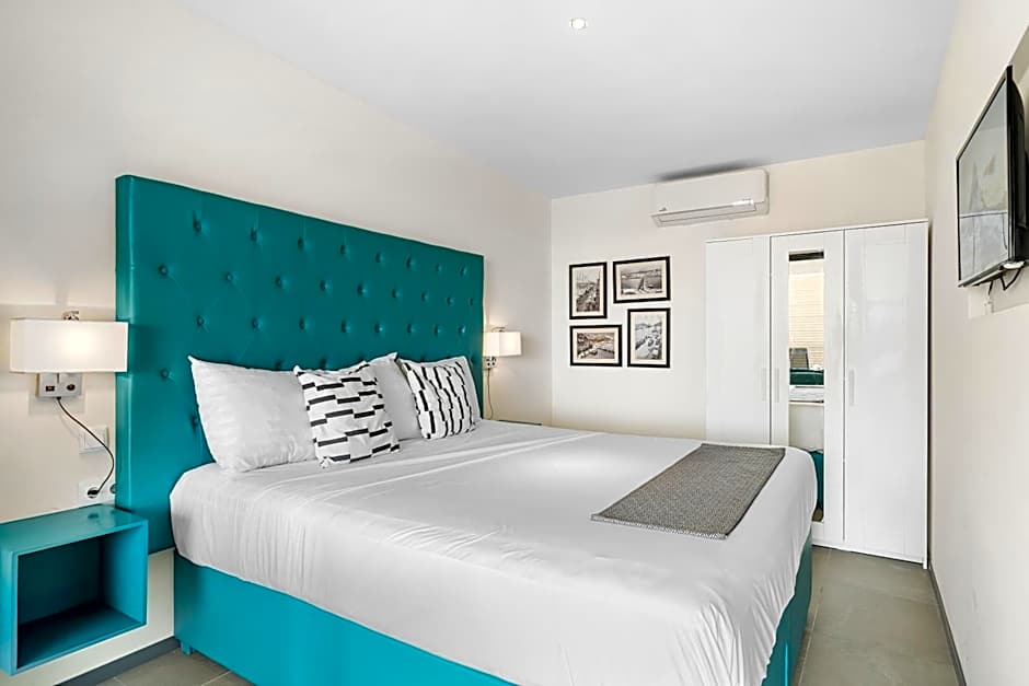 The Ritz Village Hotel- Adults Only