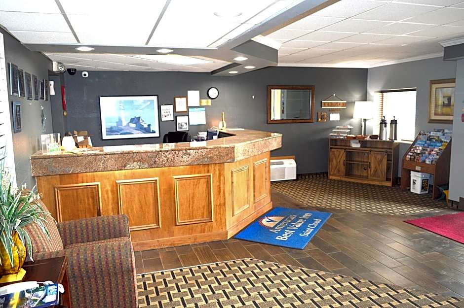 Americas Best Value Inn & Suites St. Cloud