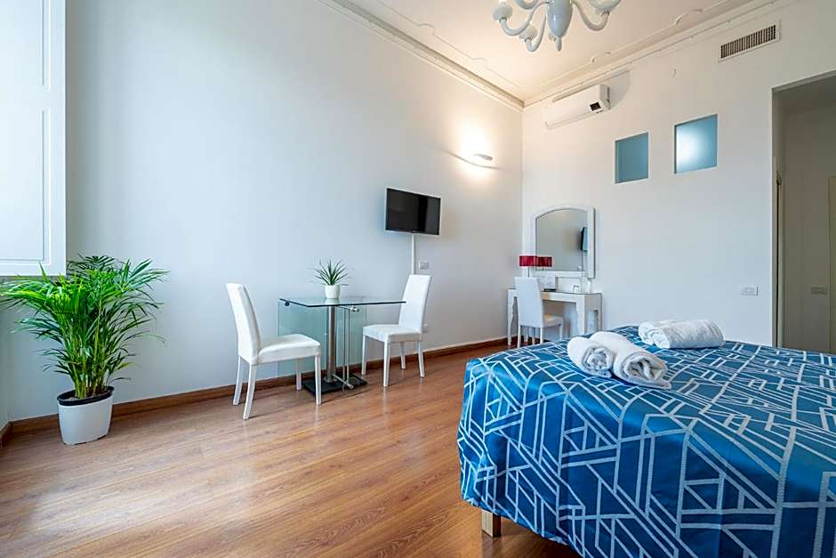 Blanco Rooms