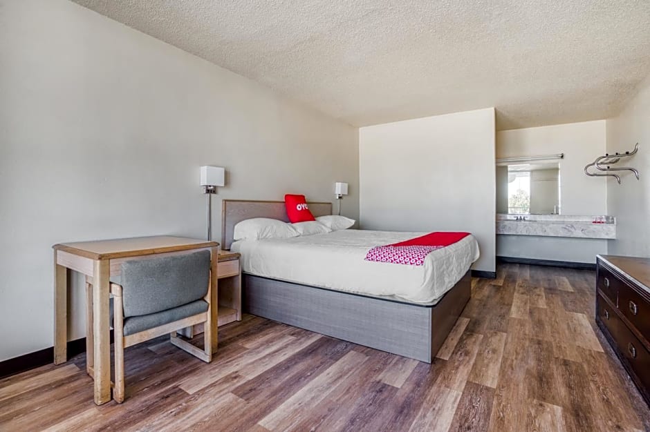 OYO Hotel Waco University Area / I-35