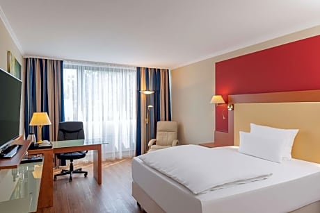 Superior Double Room Free Parking Promo