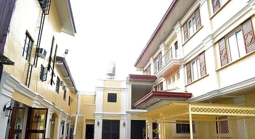 Metro Vigan Inn Bed & Breakfast Hotel
