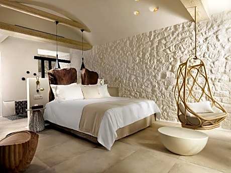 Sea View Design Suite with Outdoor Hot Tub