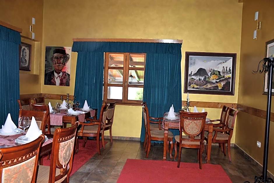 OSTROG Aparthotel KOLIBA-VLASTNIŠTVO MANASTIRA OSTROG