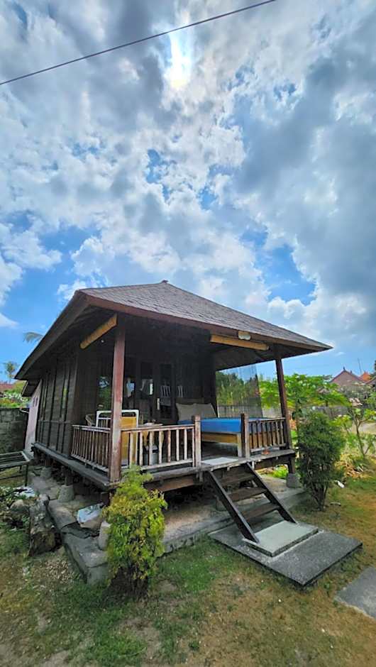 Suka Beach Bungalow