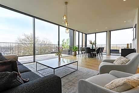 12, Apartments, 4-6 Pers, Central, Stunning View, Near Supermarket & Public Transport