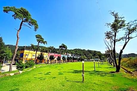 Sungbochon Youth Hostel