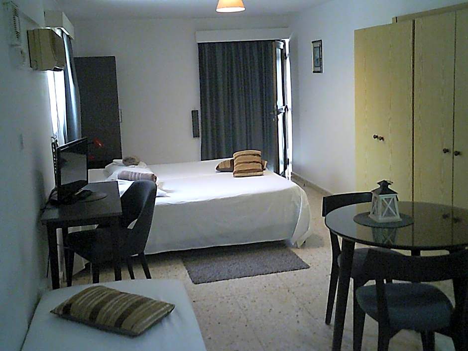 Panklitos Tourist Apartments