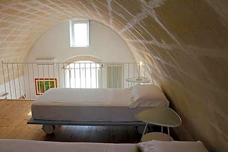 Duplex Quadruple Room