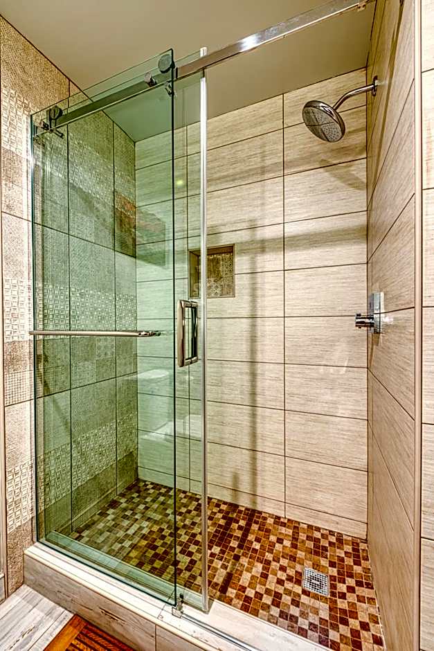 Hotel Lexen Newhall & Santa Clarita - Near Six Flags Magic Mountain