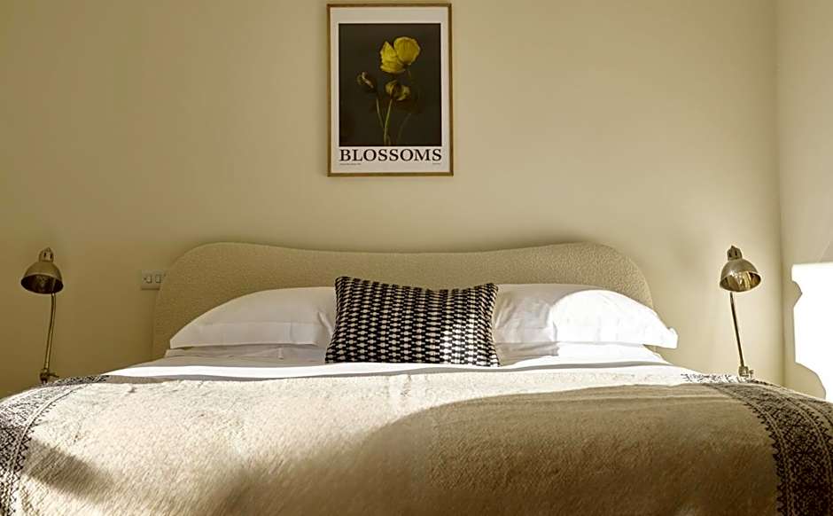 Europa House Apartments