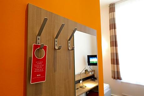 Single Room with Kitchenette