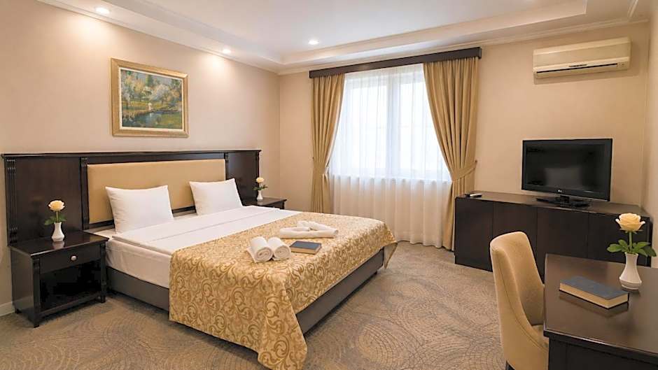 Premier Hotel