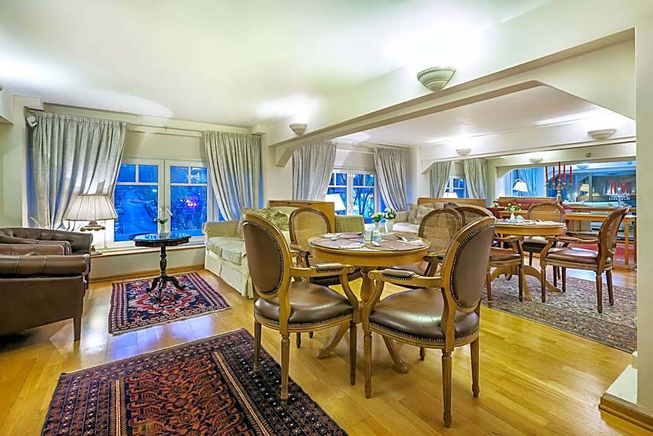 Minerva Premier Hotel