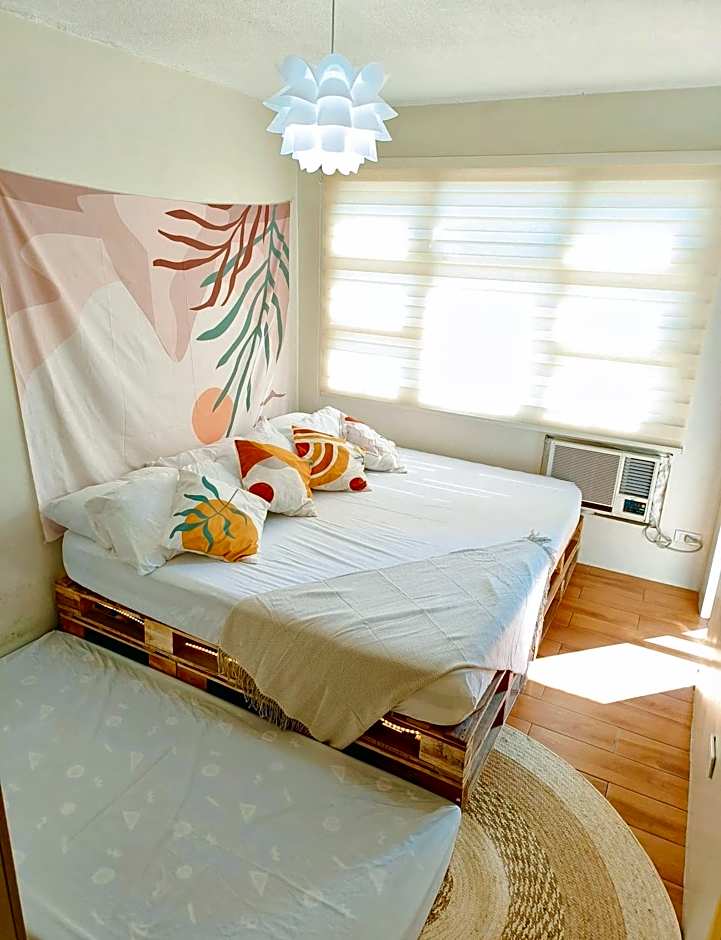 Davao Condo 2BR Pool Wifi Netflix