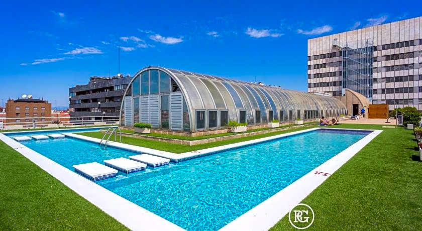 Apartmentos Eurobuilding 2