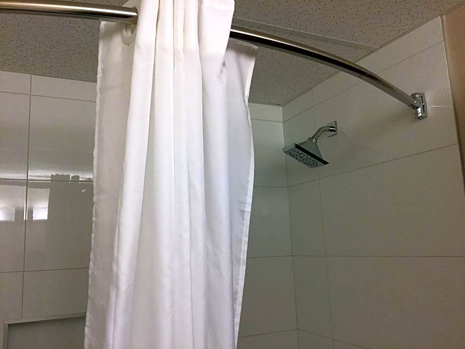 Super 8 by Wyndham Spruce Grove