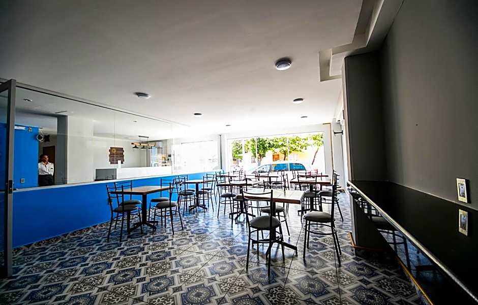 Hotel Jar8 Acuario enfrente al Acuario de Veracruz