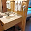 Lavissh Inn and Suites