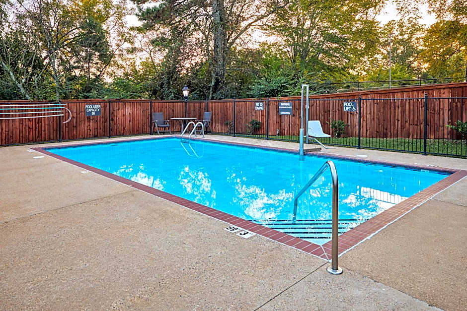 Candlewood Suites Hot Springs By IHG
