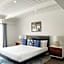 Hollywood Hills Hotel