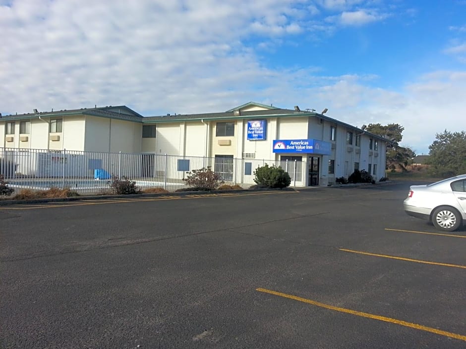 Americas Best Value Inn - Lincoln Airport