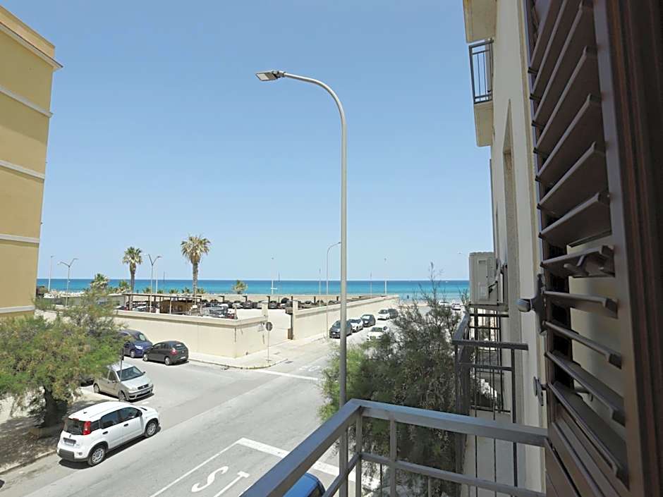 Sea View Teti Rooms & Apts