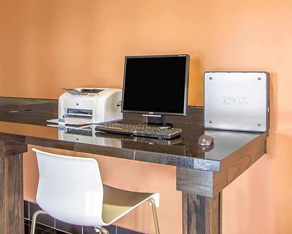 Quality Inn St. Mary's