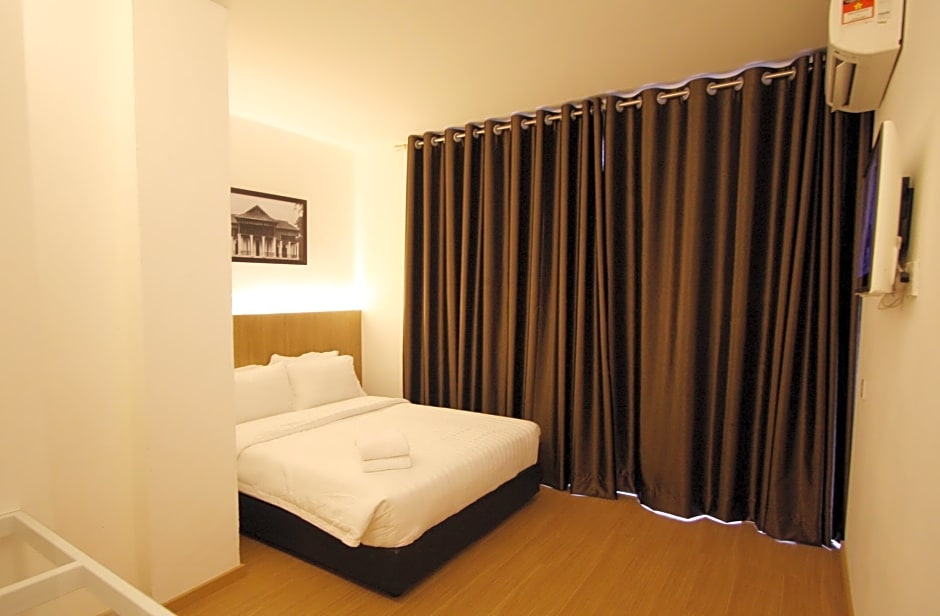 Place2stay Business Hotel @ Waterfront
