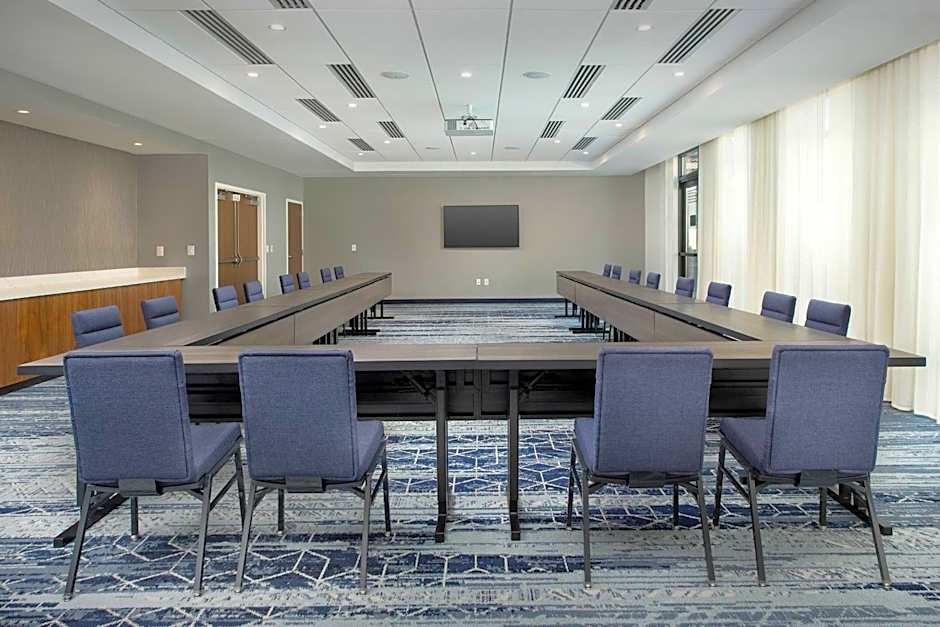 Courtyard by Marriott Indianapolis Plainfield