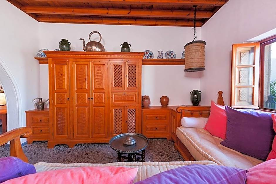 Melenos Lindos Hotel