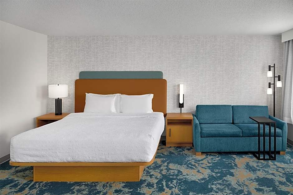 Hampton Inn & Suites Detroit/Sterling Heights