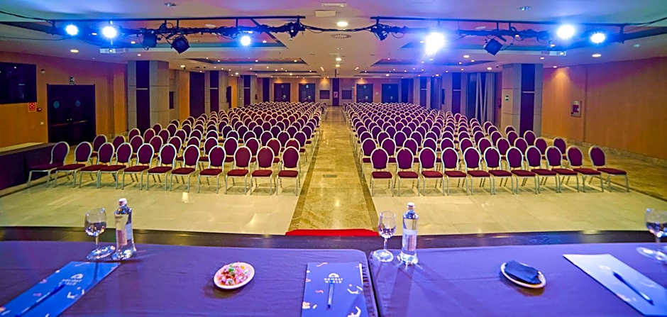 Holiday World Polynesia