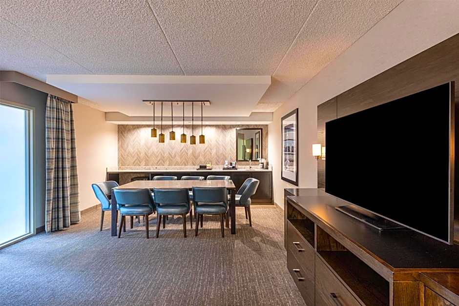 Embassy Suites by Hilton Seattle Bellevue