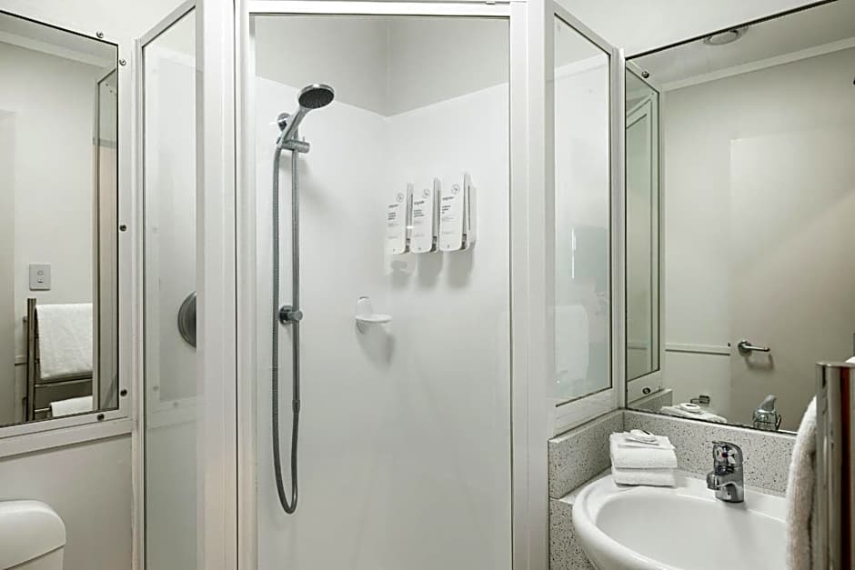 Quest on Johnston Serviced Apartments