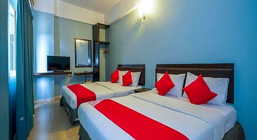 Super OYO 44083 Hotel Orchard Inn