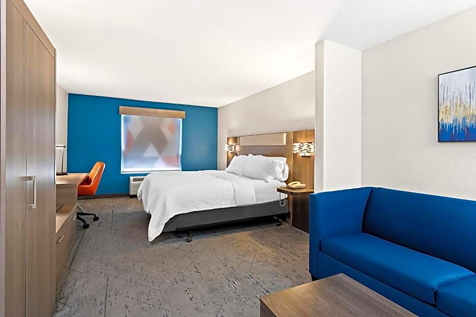 Holiday Inn Express & Suites Perry By IHG