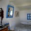 Le Buzet Bleu Bed & Breakfast