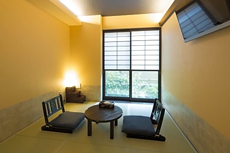Standard Japanese-Style Room with Garden View