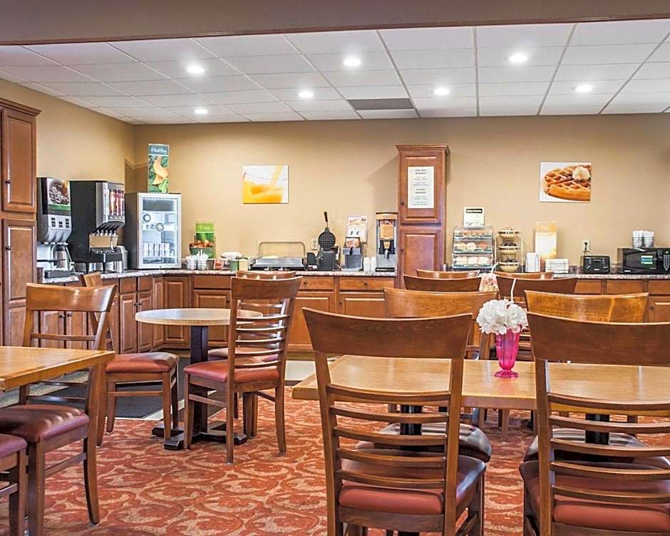 Quality Inn Buffalo Airport