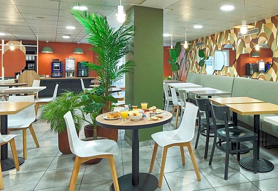 B&B HOTEL Paris Porte de la Villette