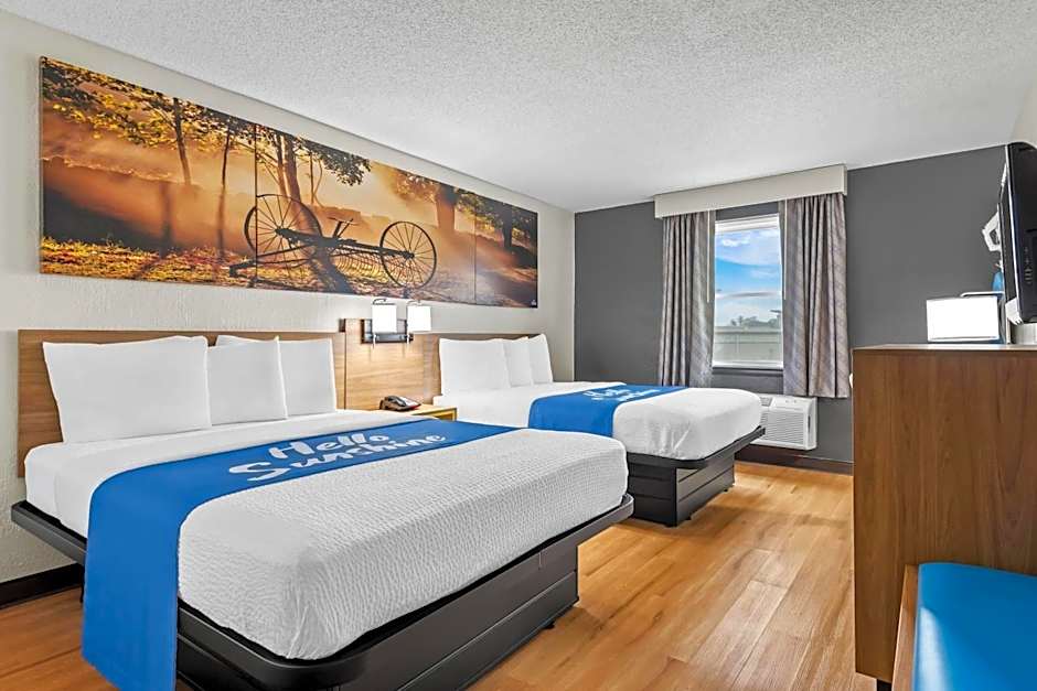 Days Inn by Wyndham Lancaster PA Dutch Country