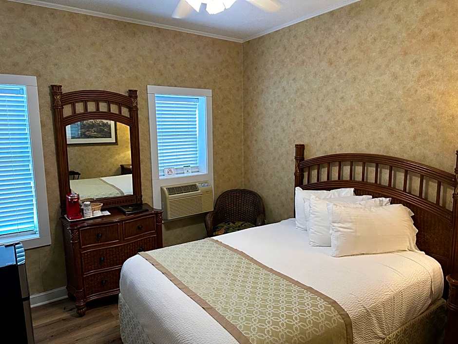 Island House Historic Vacation Rentals